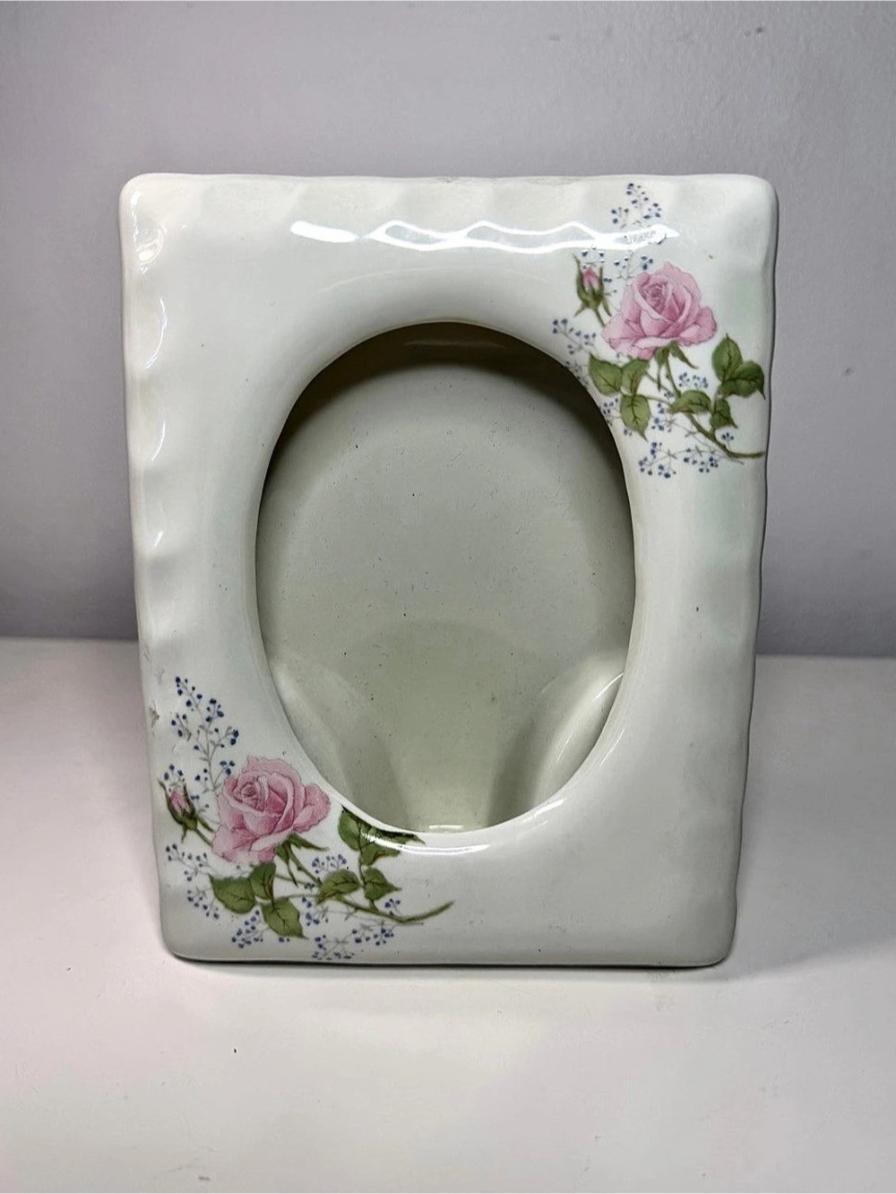 1980s Vintage Ceramic Floral Picture Frame – Pink Roses